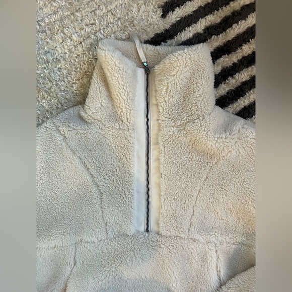 Varley Appleton Pull over - Picture 6 of 8